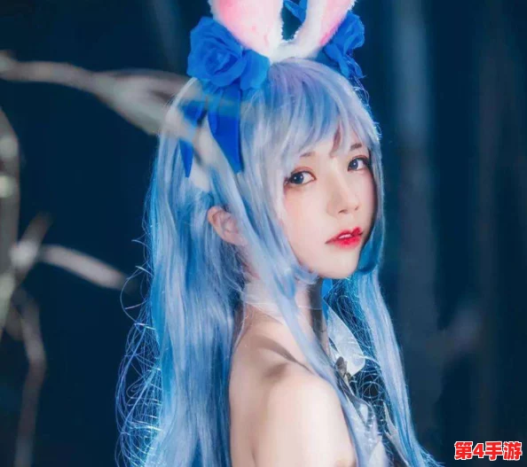 爱琳诗篇角色对比：阿温娜的治愈之光与维拉的战斗艺术，谁更胜一筹？