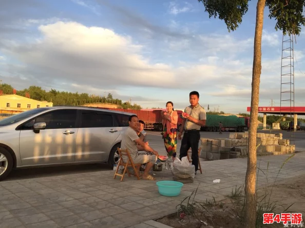 我夫妻俩和朋友夫妻自驾游中的欢乐与挑战体验