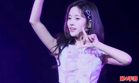 鞠婧祎被c到高潮嗯～啊～嗯嗯～：揭秘网络热议背后的心理现象