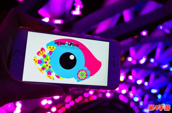 九色蝌蚪pony：用户称其为“色彩斑斓的创意之作，令人惊艳的视觉体验！”