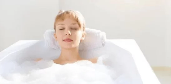 白嫩嫩的-裸-体-BBwBBW，真是让人眼前一亮，感觉这内容一定很精彩，期待更多这样的作品！