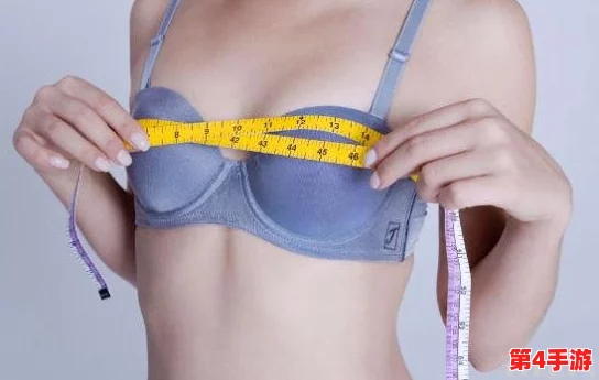 扒掉乳罩秘 露出奶头-吸-乳-,在这个过程中展现了身体的自由与自我表达,挑战传统观念和社会禁忌 扒掉乳罩秘 露出奶头-吸-乳-,在这个过程中展现了身体的自由与自我表达,挑战传统观念和社会禁忌