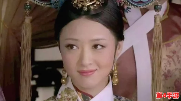 沉香发现三圣母挺着大肚子，揭示了她与神秘力量之间的深厚联系与故事背景