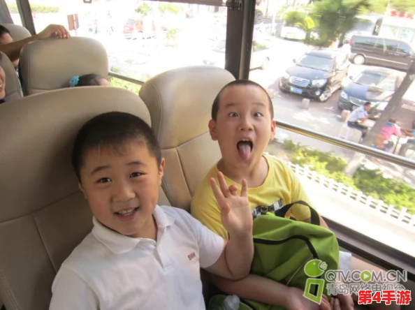 茶茶的暑假王伯公交车：一场意外的旅程，带来友情与成长的故事