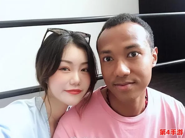 女子初尝黑人巨嗷嗷叫，体验前所未有的快感与惊喜，引发热议和讨论