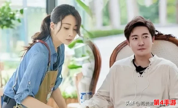 宝贝看镜子我是怎么爱你的图：透过镜子反射出的亲情与爱的深刻表达，展现了无尽的温暖与关怀