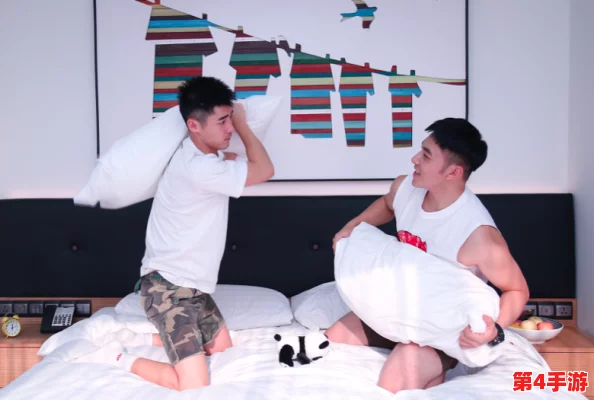 体育生空少玩Gay，畅游激情世界，展开属于他们的爱恋与冒险旅程