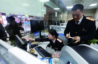 售票员用小xue查票20路,乘客笑称＂科技改变生活,智能化时代来临