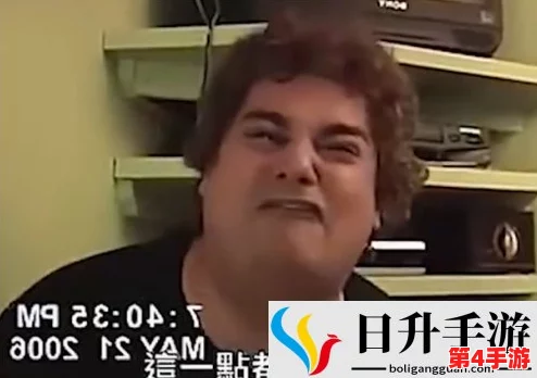 暴躁老外玩minecraft大型纪录片：带你领略他在虚拟世界中的疯狂冒险与创意建造之旅，感受不一样的游戏乐趣！