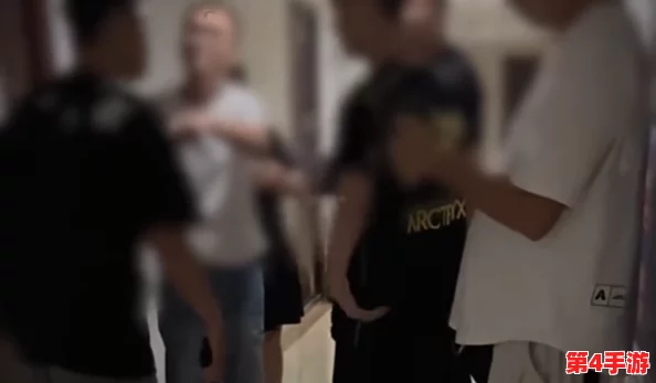 女厕圆润大屁股偷拍引发社会关注,反映出公共场所隐私保护的严重缺失与人们道德观念的亟待提升 女厕圆润大屁股偷拍引发社会关注,反映出公共场所隐私保护的严重缺失与人们道德观念的亟待提升
