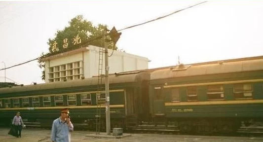 开火车56分钟中国哪里可以看到?听说这条线路沿途风景如画,还有神秘的古老传说等你来探寻! 开火车56分钟中国哪里可以看到?听说这条线路沿途风景如画,还有神秘的古老传说等你来探寻!