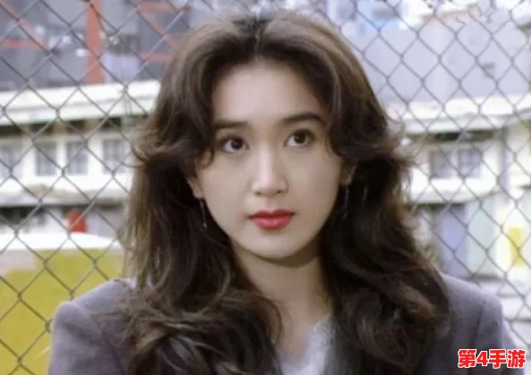 麻豆苏语棠美艳房东：探讨她在当代社会中的影响力与个人魅力如何吸引年轻人的关注与追捧