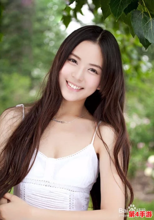 我的白丝校花:校园生活中的青春印记与美好回忆,以及情感成长与自我发现的旅程 我的白丝校花:校园生活中的青春印记与美好回忆,以及情感成长与自我发现的旅程