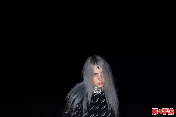 越南美籍女rapper引发热议，网友纷纷表示她的音乐风格独特，歌词深刻，期待更多作品展现多元文化魅力
