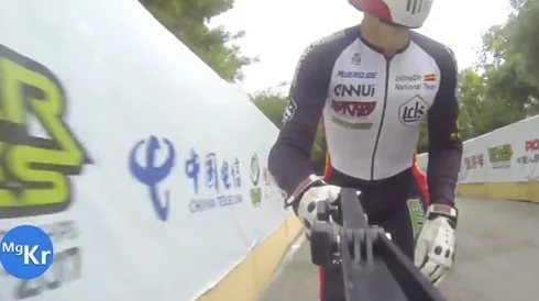 差差差不多视频30分钟轮滑电：探讨轮滑运动对青少年身心发展的影响与实践经验分享